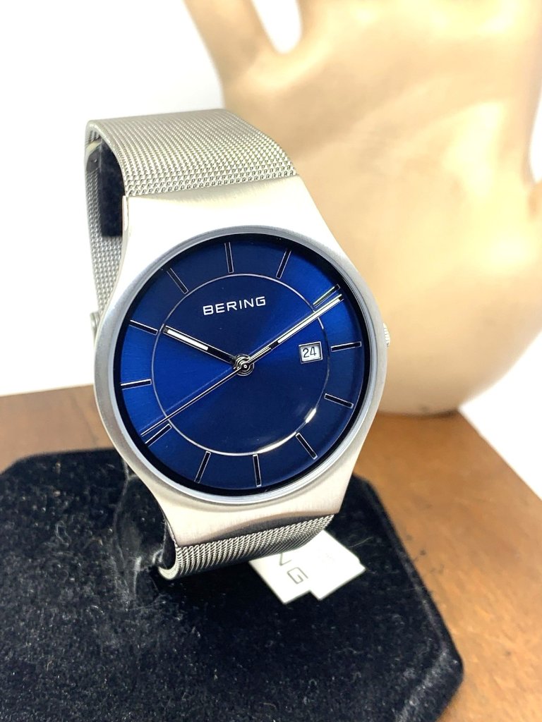 Bering Men's Watch 11938-003 Quartz Blue Dial Mesh Silver Stainless Steel 38mm